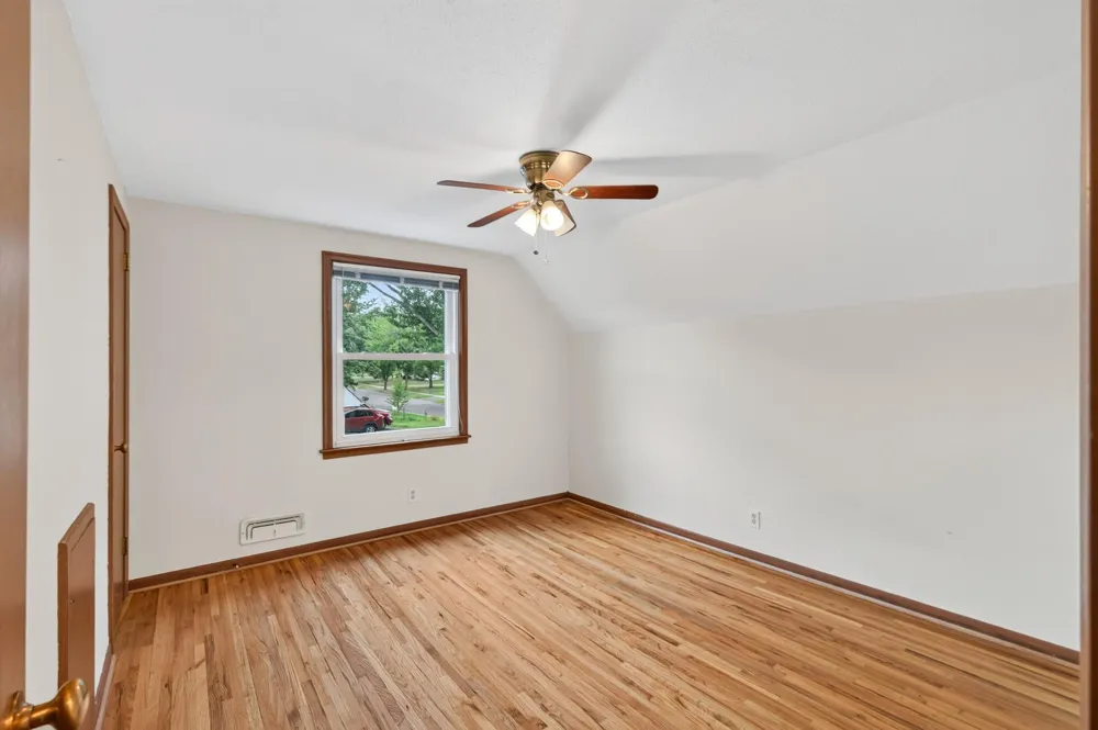 10957 Magnolia Street NW Coon Rapids, MN 55448