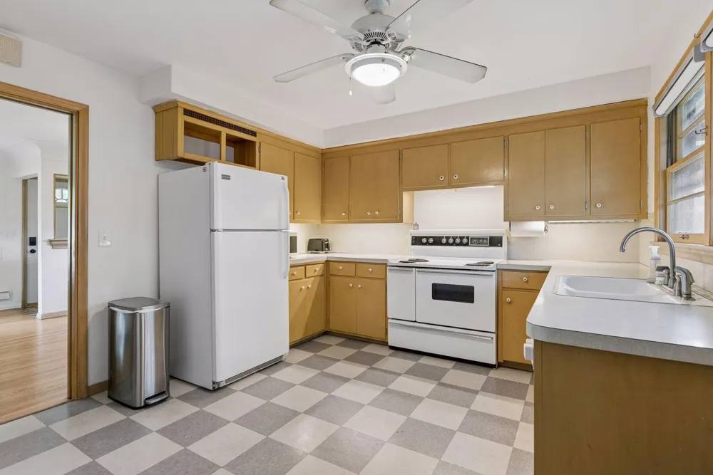 6032 Logan Avenue S Minneapolis, MN 55419