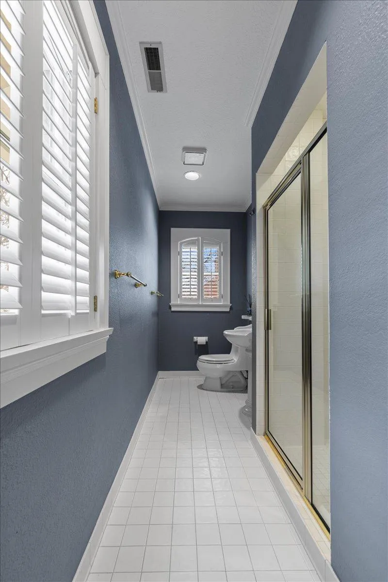 1724 Summit Avenue #R Minneapolis, MN 55403