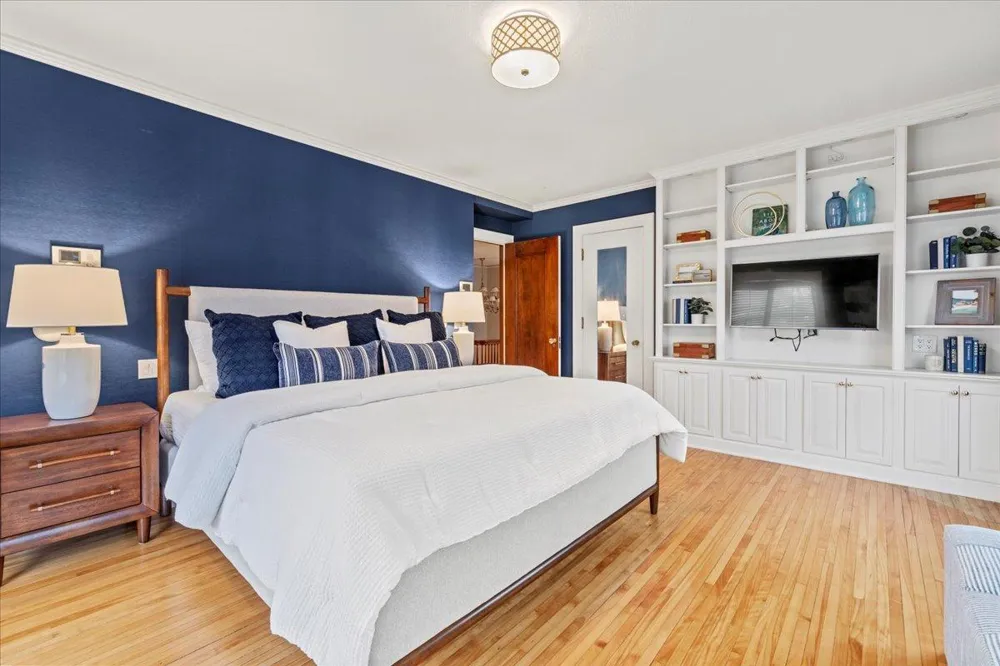 1724 Summit Avenue #R Minneapolis, MN 55403