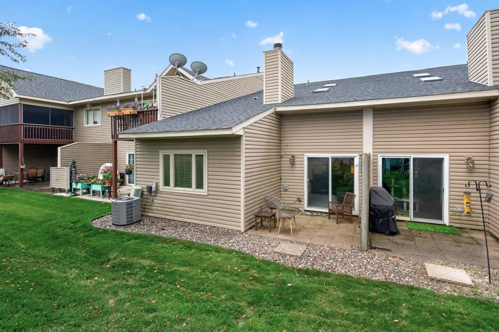 12713 82nd Place Maple Grove, MN 55369