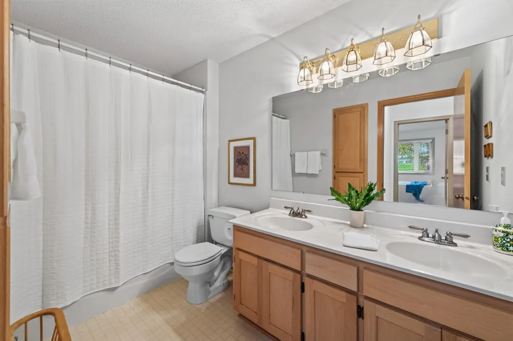 12713 82nd Place Maple Grove, MN 55369