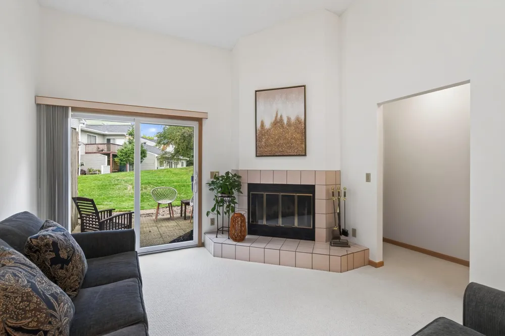 12713 82nd Place Maple Grove, MN 55369