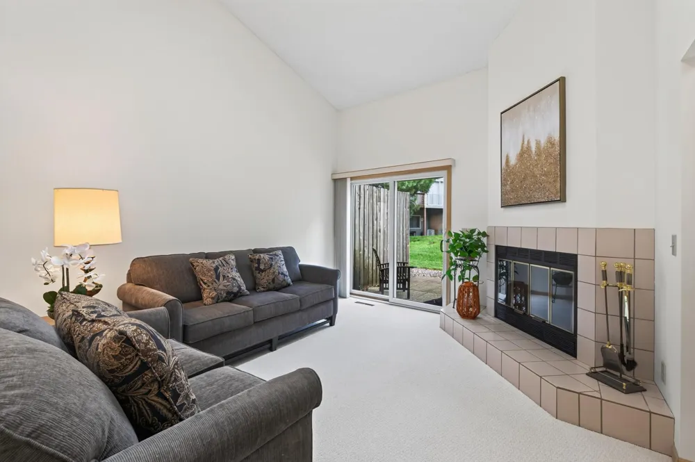 12713 82nd Place Maple Grove, MN 55369
