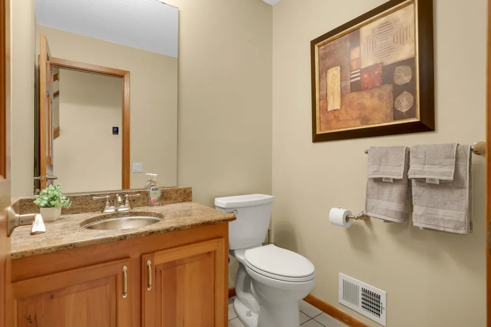 9622 Polaris Lane Maple Grove, MN 55369