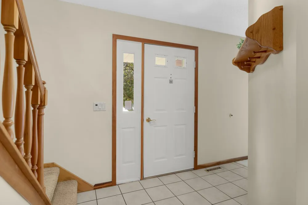 9622 Polaris Lane Maple Grove, MN 55369