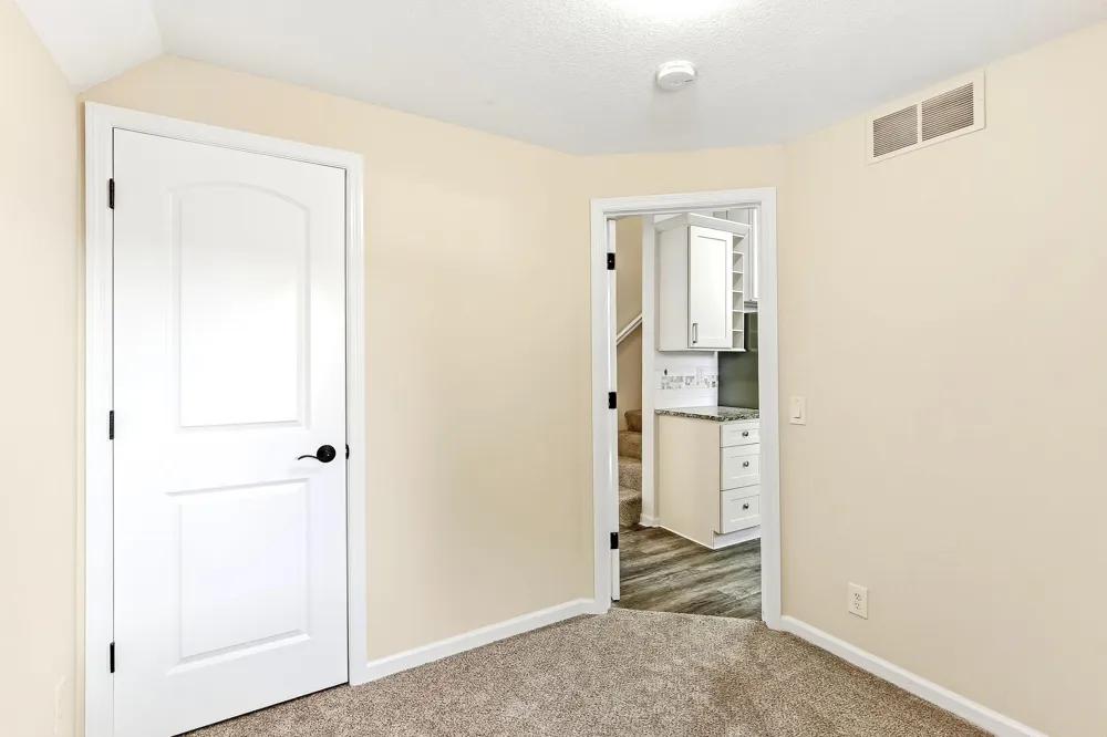 941 Cypress Street Saint Paul, MN 55106