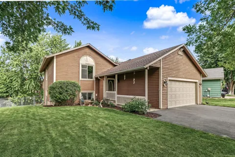 16781 Jonquil Trail