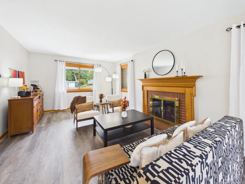 1209 Pine Street W Stillwater, MN 55082