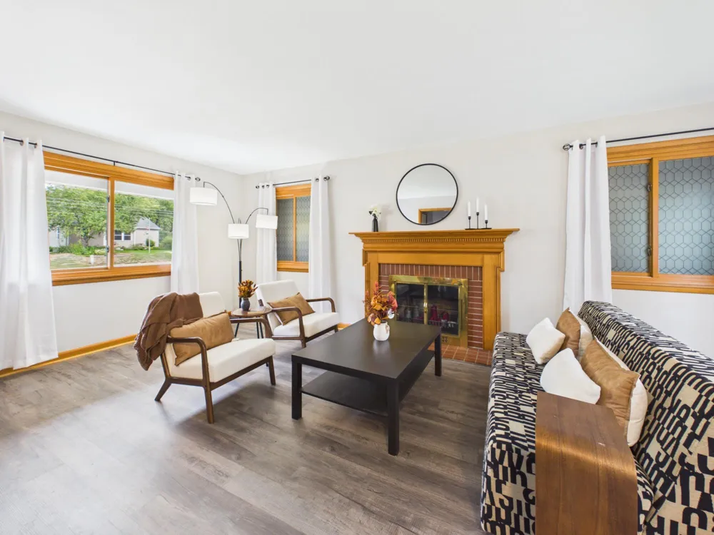 1209 Pine Street W Stillwater, MN 55082