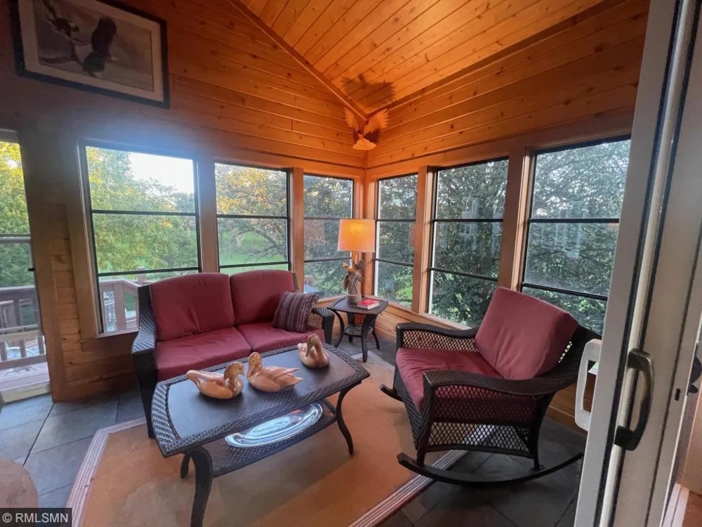 7201 Howard Lane Eden Prairie, MN 55346