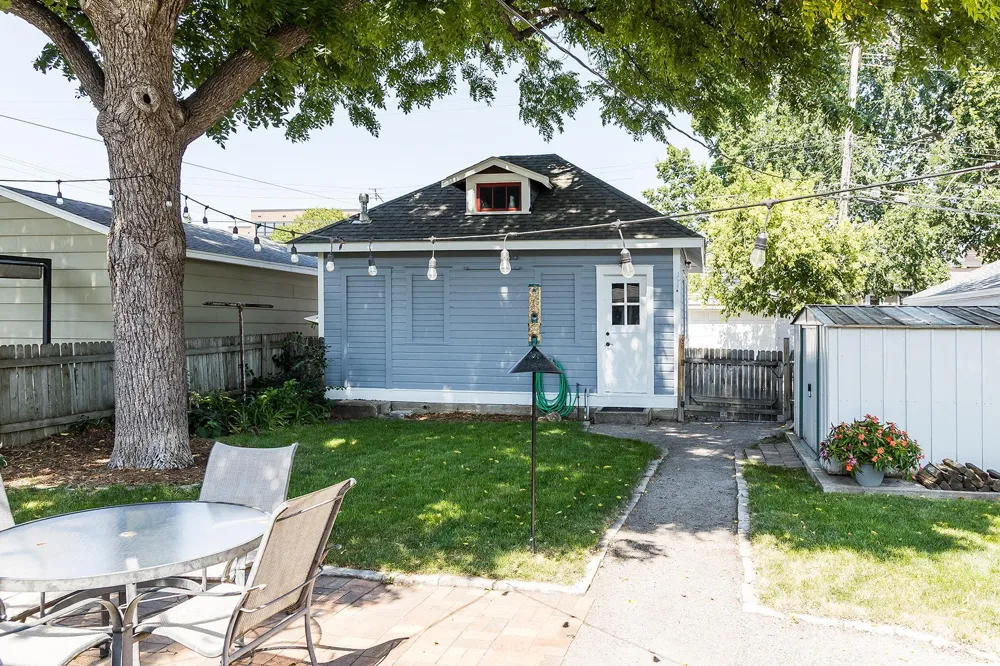 1555 Almond Avenue Saint Paul, MN 55108
