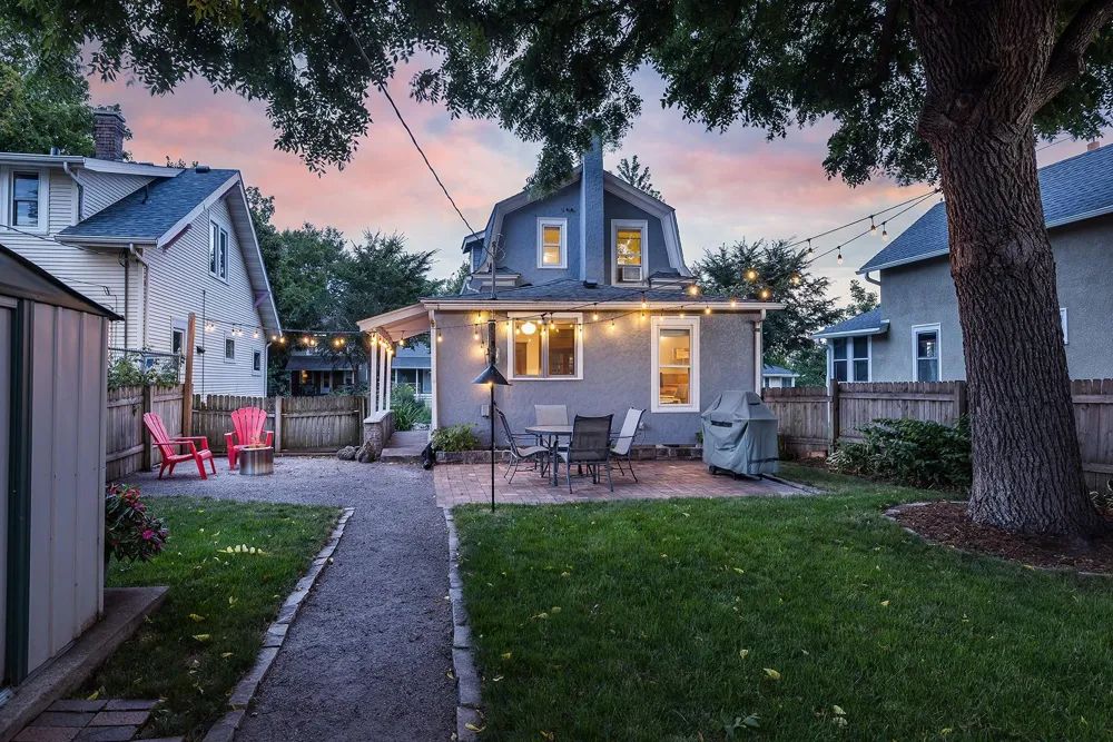 1555 Almond Avenue Saint Paul, MN 55108