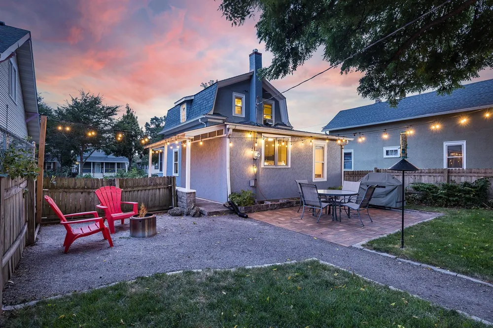 1555 Almond Avenue Saint Paul, MN 55108