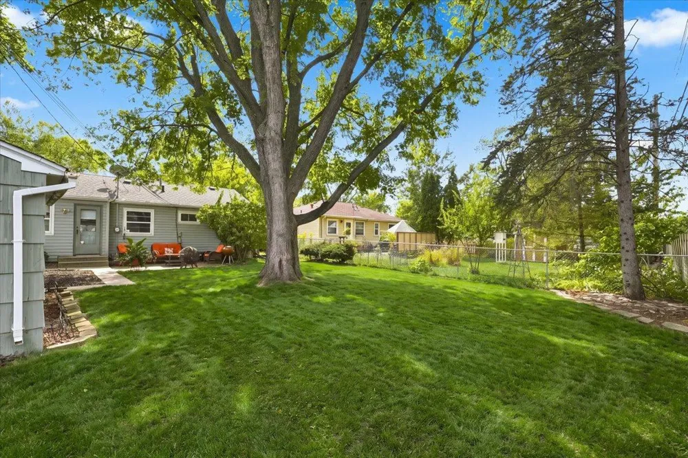 9104 Stanlen Road Saint Louis Park, MN 55426