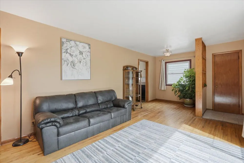 9104 Stanlen Road Saint Louis Park, MN 55426
