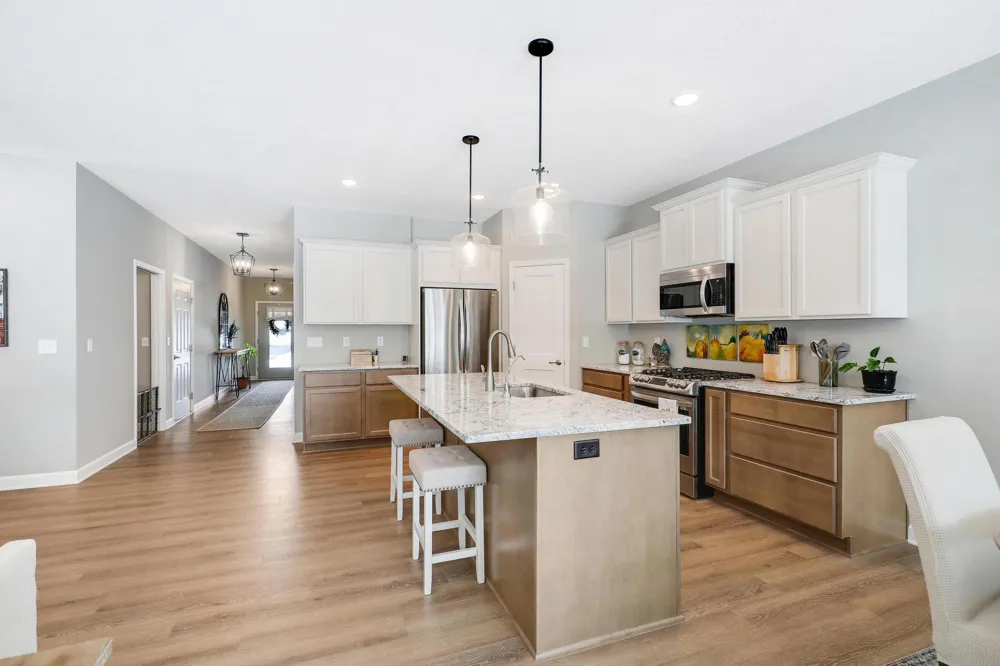 17753 Everest Avenue Lakeville, MN 55044