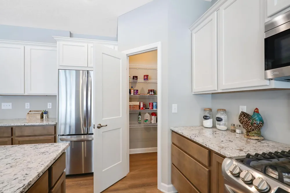 17753 Everest Avenue Lakeville, MN 55044