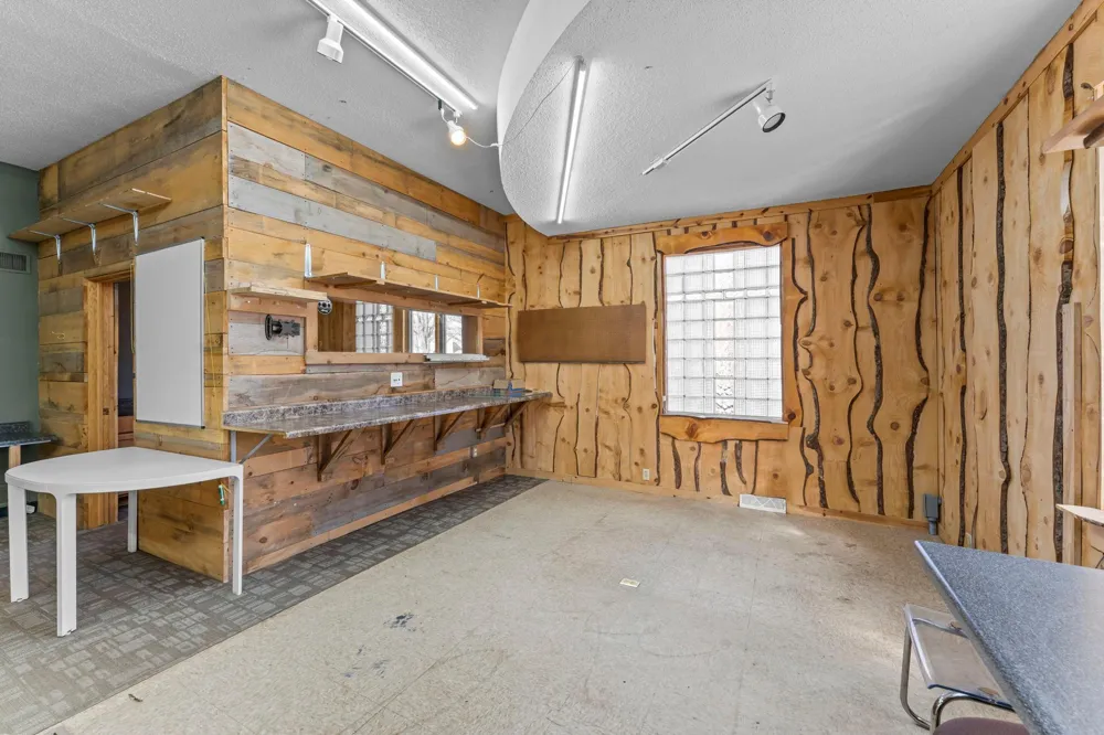 205 2nd Street SW Braham, MN 55006