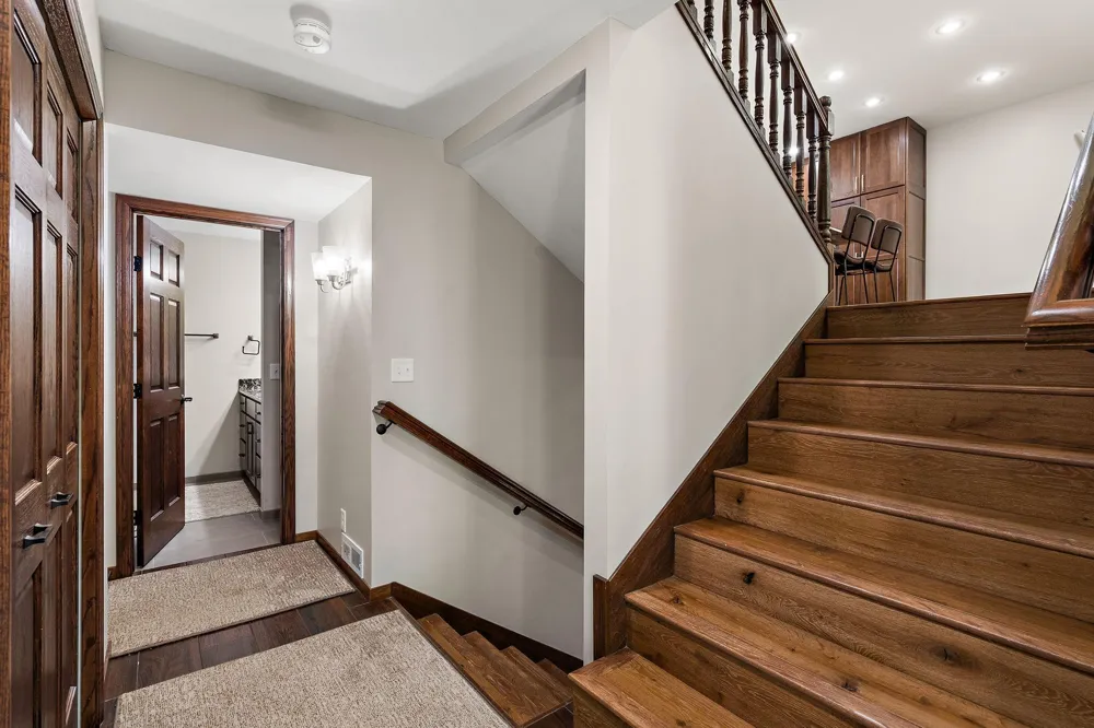 1419 Three Oaks Avenue Maple Plain, MN 55359