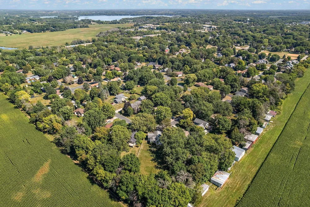1419 Three Oaks Avenue Maple Plain, MN 55359