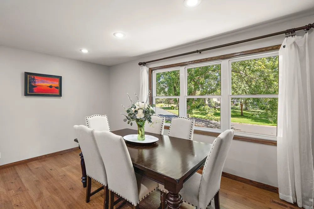 1419 Three Oaks Avenue Maple Plain, MN 55359