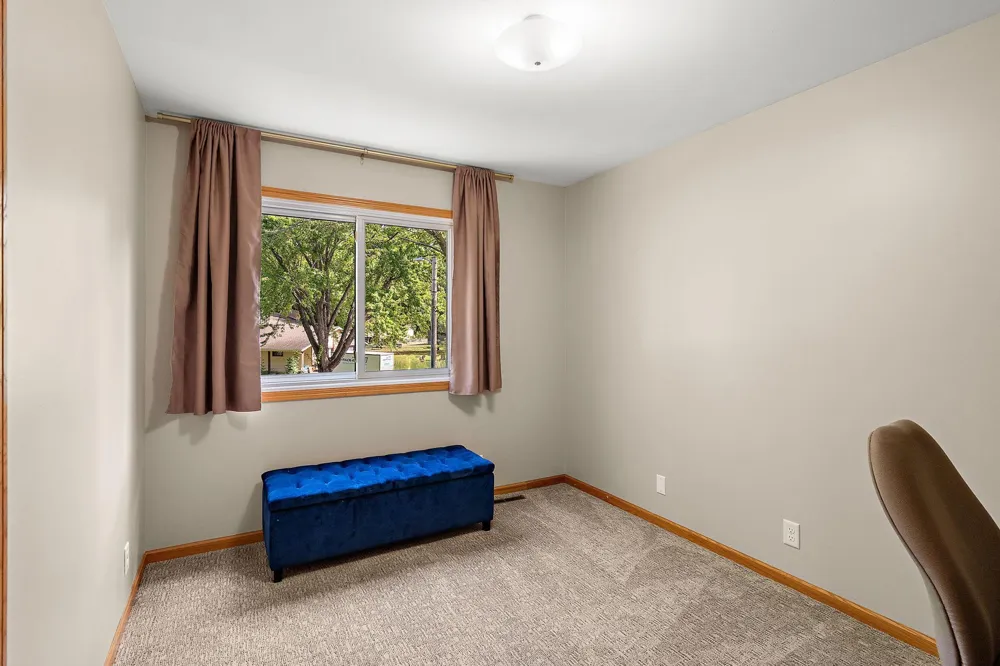 1419 Three Oaks Avenue Maple Plain, MN 55359