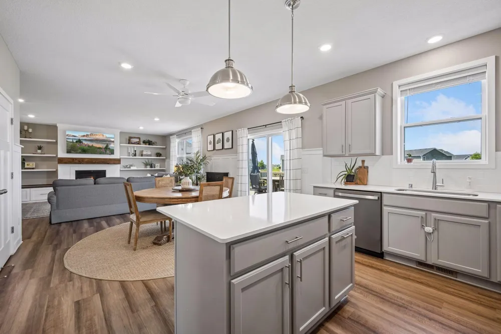 19302 Meadow View Lane Maple Grove, MN 55311