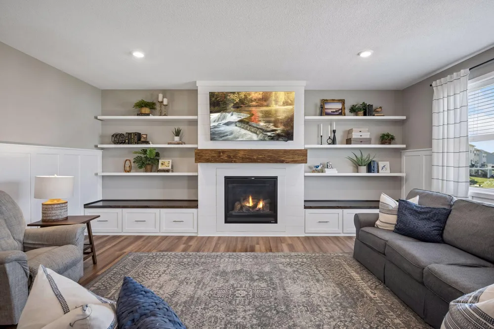19302 Meadow View Lane Maple Grove, MN 55311