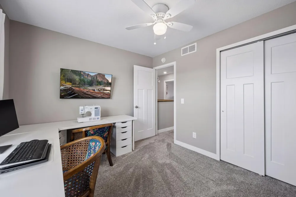 19302 Meadow View Lane Maple Grove, MN 55311