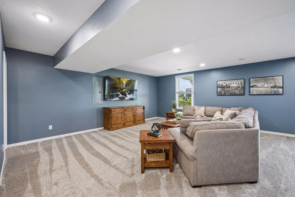 19302 Meadow View Lane Maple Grove, MN 55311