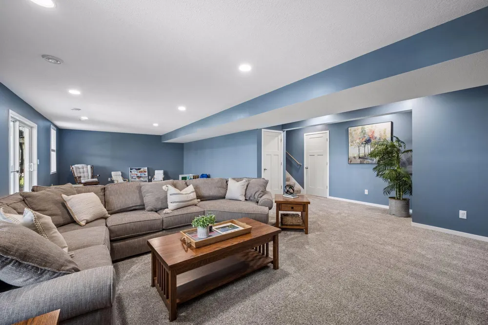 19302 Meadow View Lane Maple Grove, MN 55311