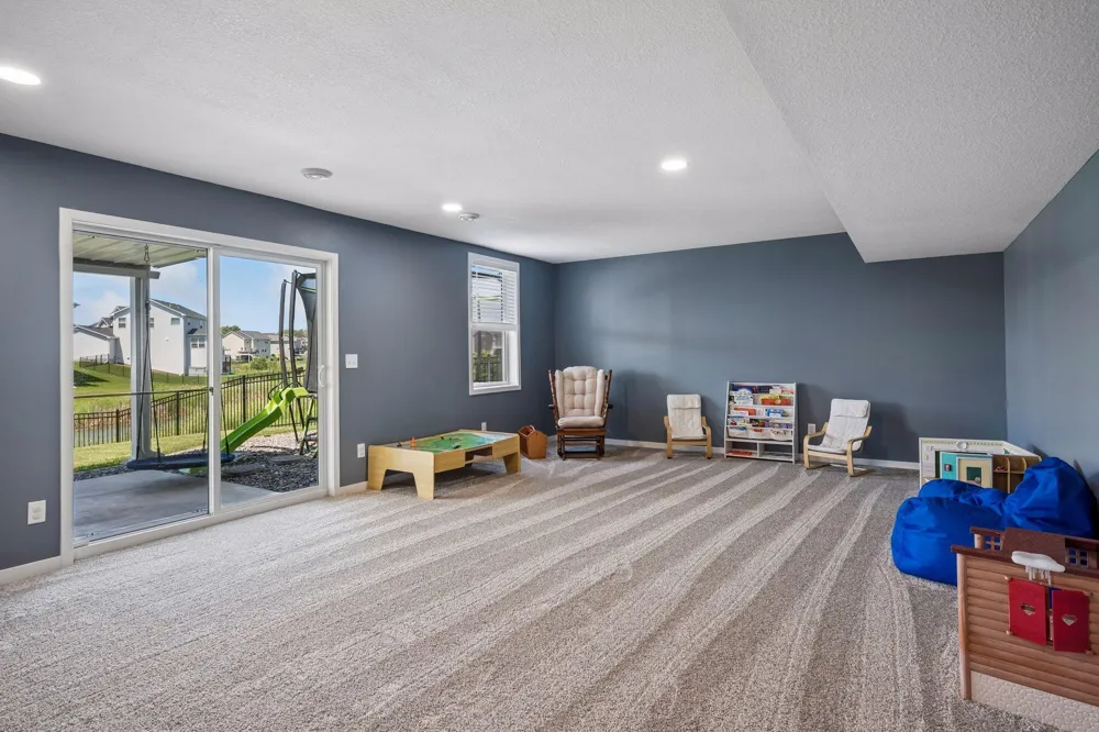 19302 Meadow View Lane Maple Grove, MN 55311