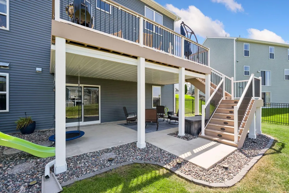19302 Meadow View Lane Maple Grove, MN 55311