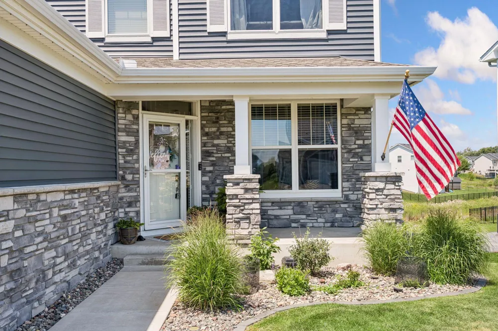 19302 Meadow View Lane Maple Grove, MN 55311