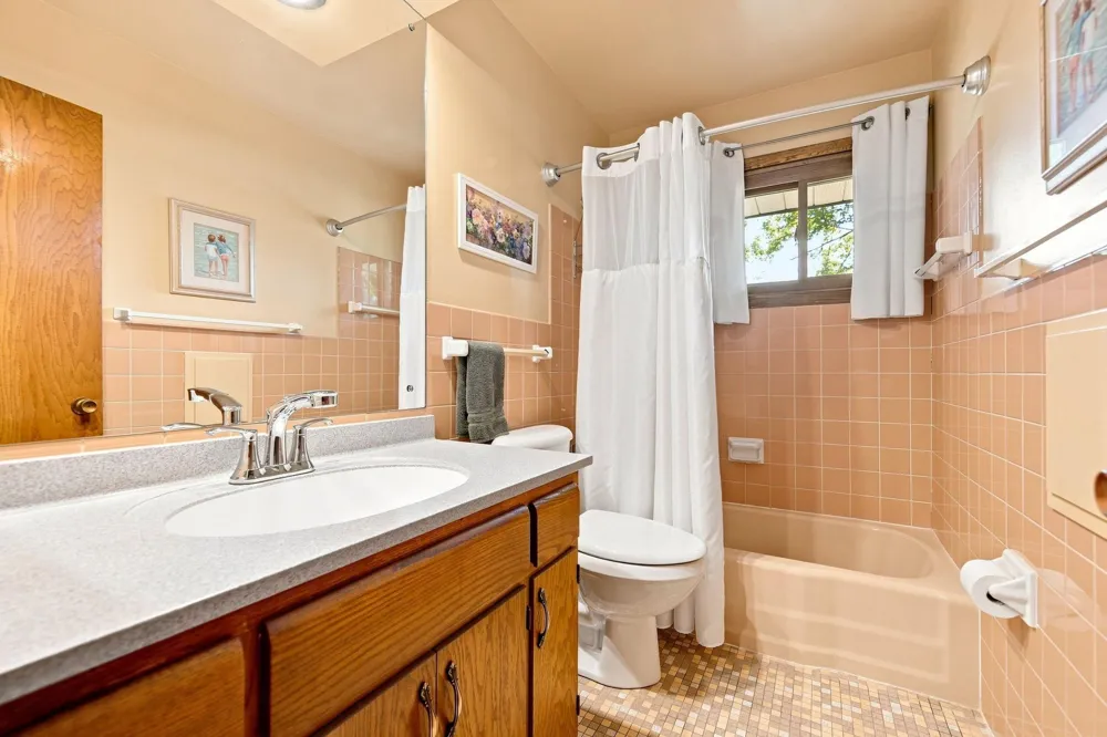 10565 Madison Street NE Blaine, MN 55434