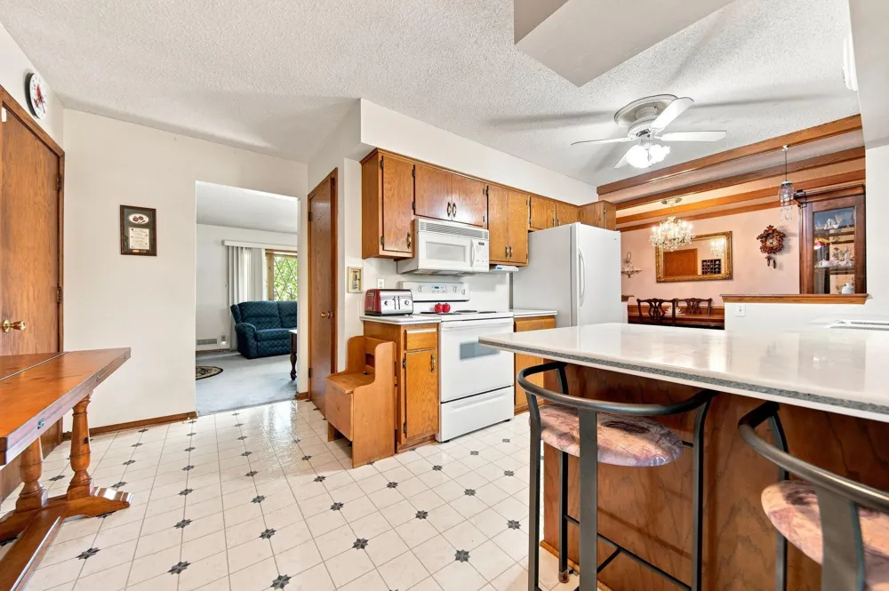 10565 Madison Street NE Blaine, MN 55434