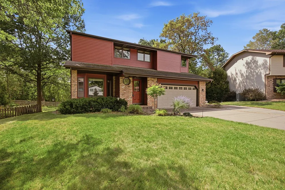948 Waterford Drive W Eagan, MN 55123