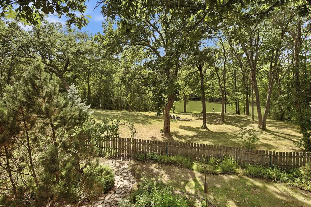 948 Waterford Drive W Eagan, MN 55123