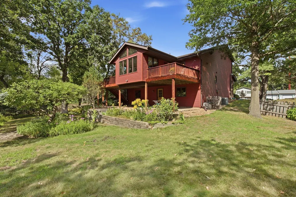 948 Waterford Drive W Eagan, MN 55123