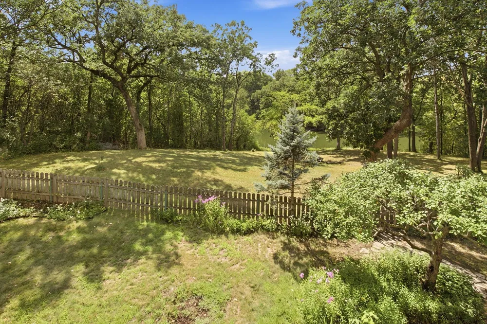 948 Waterford Drive W Eagan, MN 55123