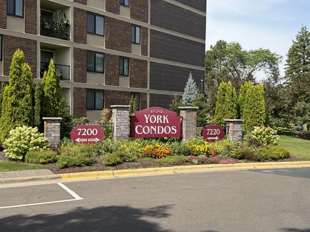 7200 York Avenue S #116 Edina, MN 55435