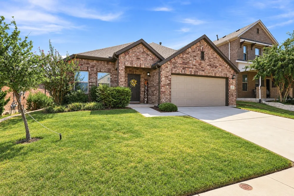 949 Slate Lane Celina, TX 75009