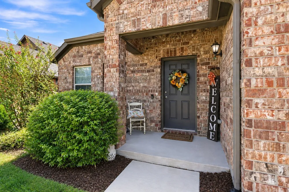 949 Slate Lane Celina, TX 75009
