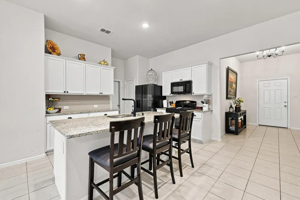 949 Slate Lane Celina, TX 75009