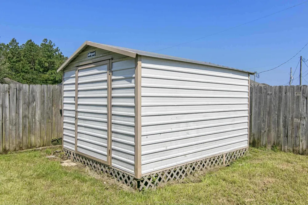 5775 Shadowbend Circle S Lumberton, TX 77657