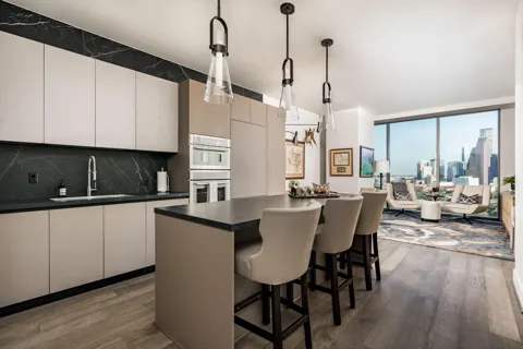 1711 Allen Parkway #1905