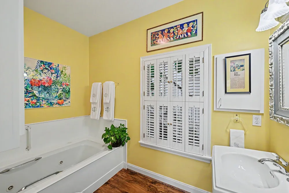 6019 Stones Throw Road Houston, TX 77057