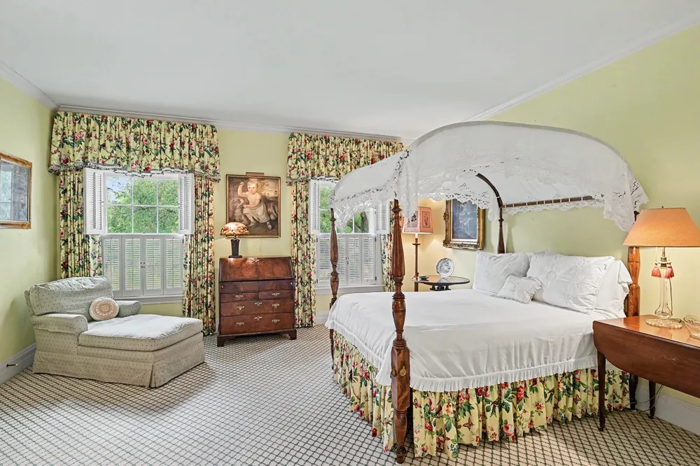6019 Stones Throw Road Houston, TX 77057