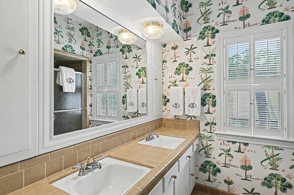 6019 Stones Throw Road Houston, TX 77057